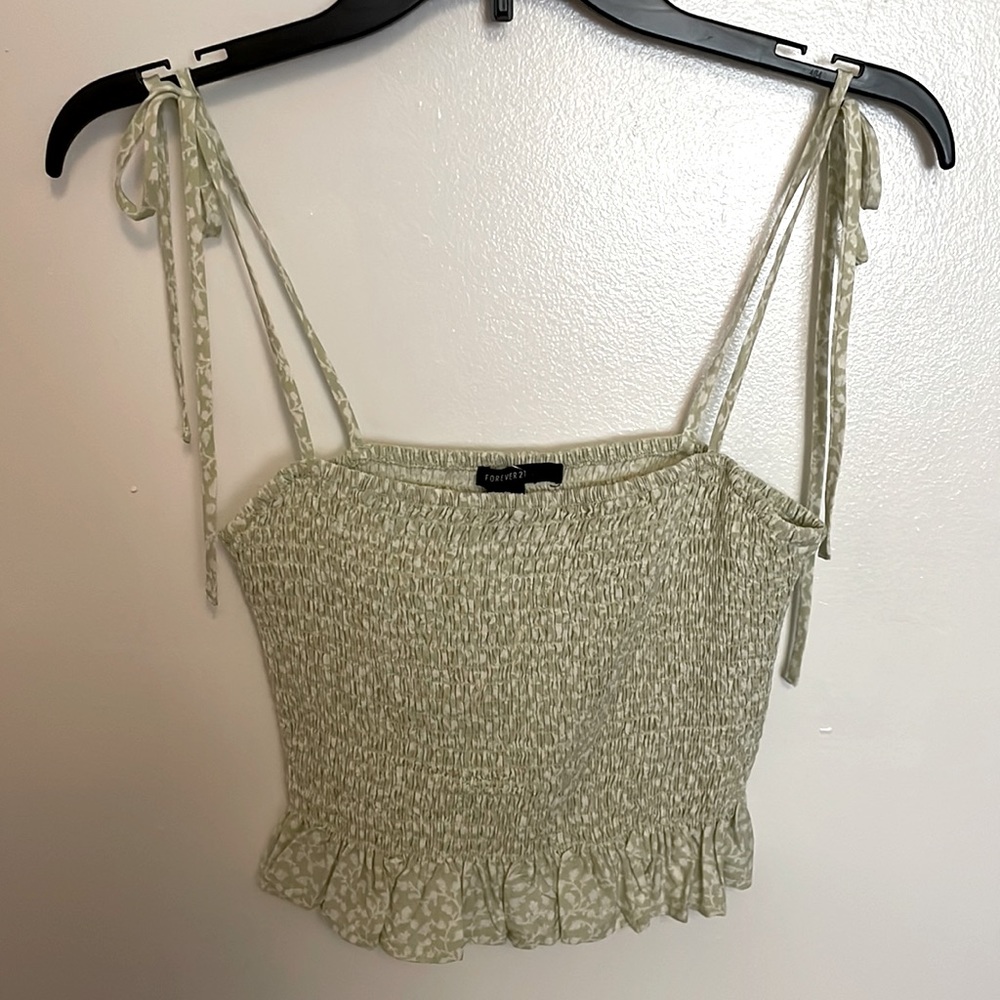 NWT Forever 21 Green & White Cami Crop Top Size Medium